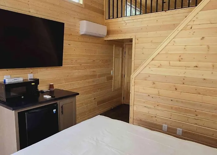 058a Stargazer Loft Grand Canyon King Bed & Loft 20 Min To South Rim - Sleeps 4 Chalet *