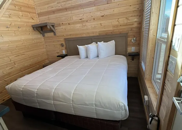 058a Stargazer Loft Grand Canyon King Bed & Loft 20 Min To South Rim - Sleeps 4