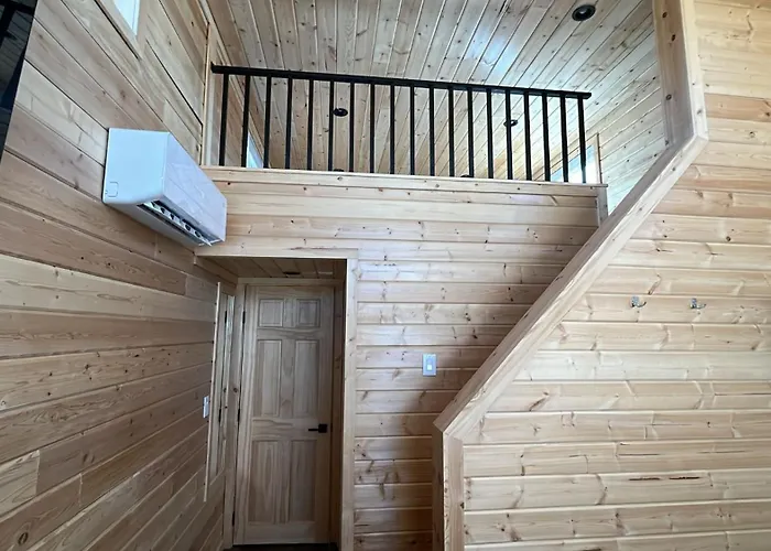 Chalet 058a Stargazer Loft Grand Canyon King Bed & Loft 20 Min To South Rim - Sleeps 4 *