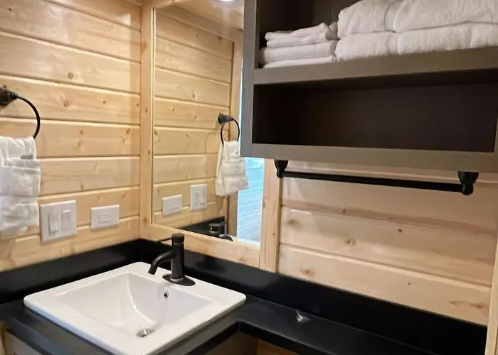 Chalet 058a Stargazer Loft Grand Canyon King Bed & Loft 20 Min To South Rim - Sleeps 4 *