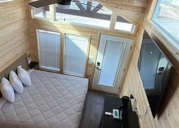 Chalet 058a Stargazer Loft Grand Canyon King Bed & Loft 20 Min To South Rim - Sleeps 4